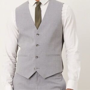 asos DESIGN Gray Vest NWOT Regular 42”